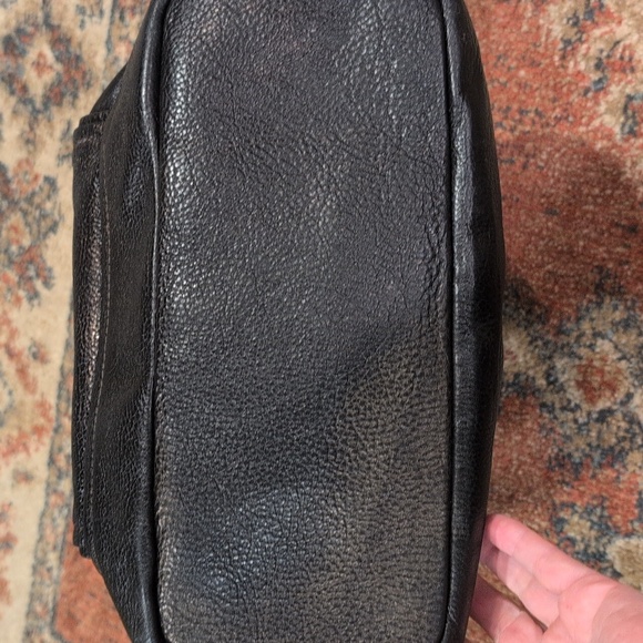 Kate Spade EUC Black Pebbled Leather Bag With gold Hardware - Picture 7 of 12